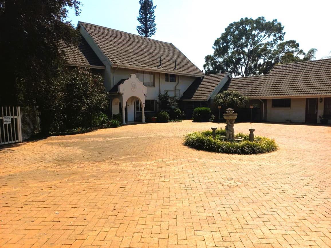 Or Tambo Guest House 켐턴파크 외부 사진
