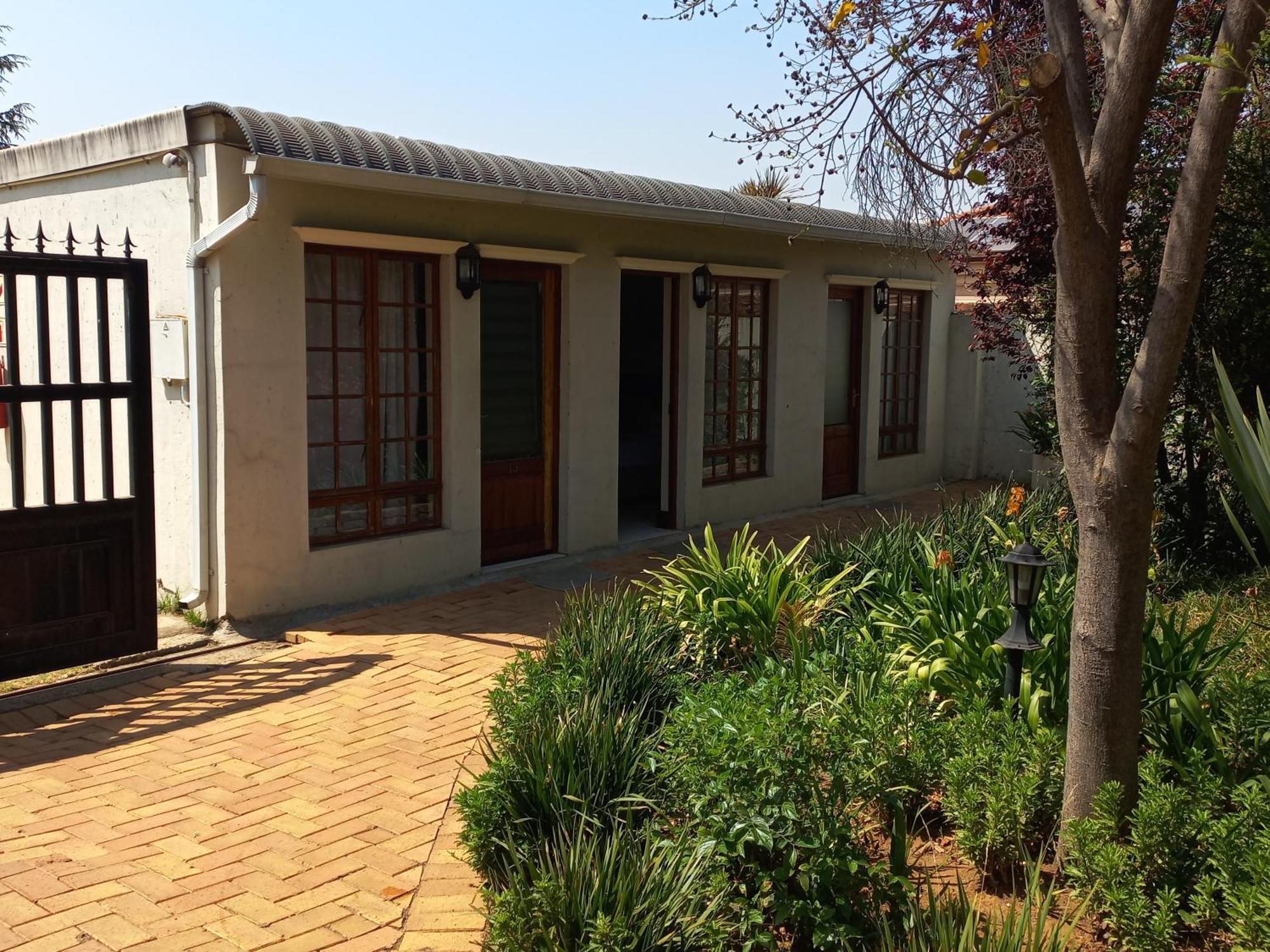 Or Tambo Guest House 켐턴파크 외부 사진