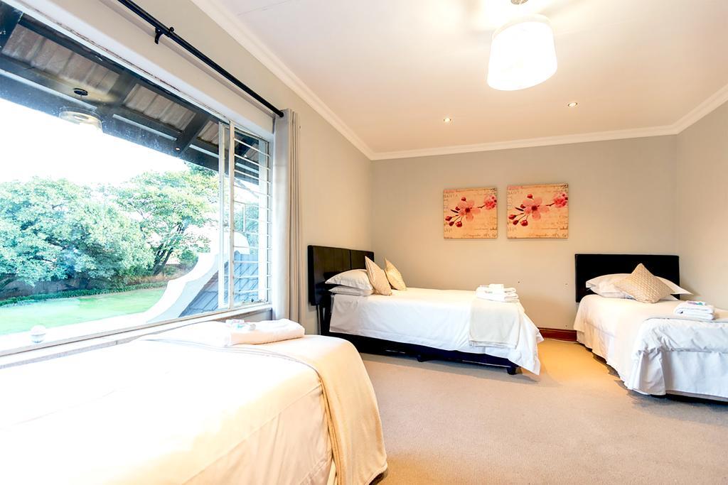 Or Tambo Guest House 켐턴파크 외부 사진