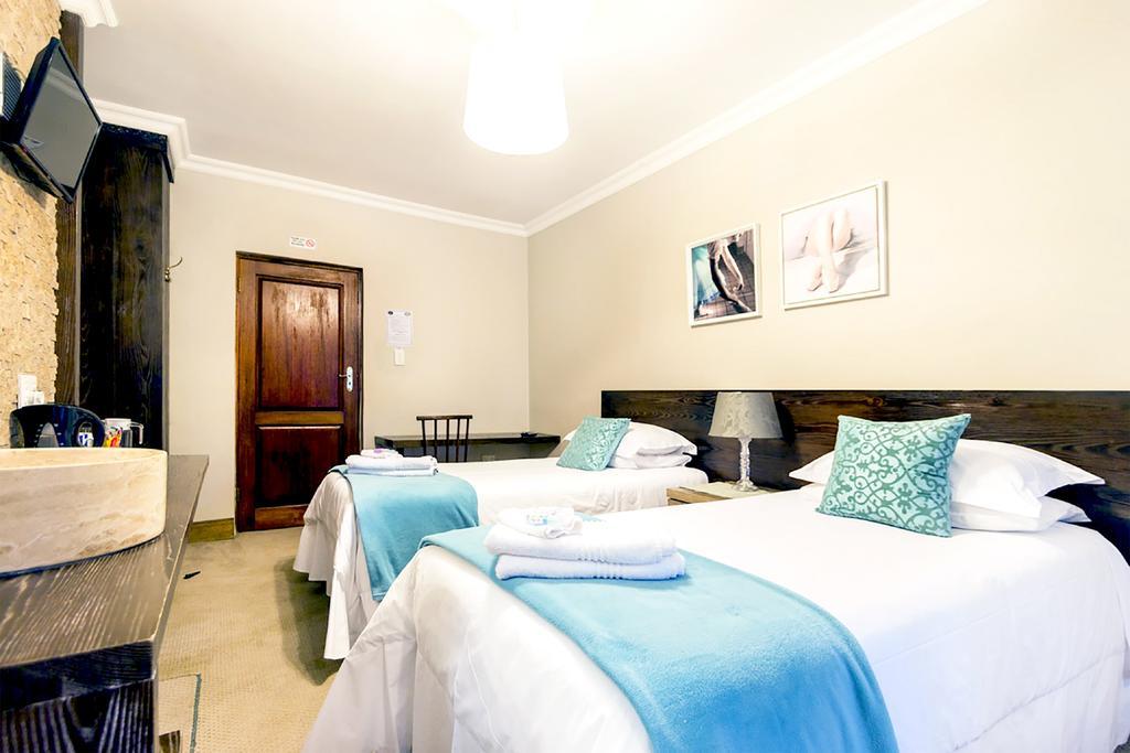 Or Tambo Guest House 켐턴파크 외부 사진